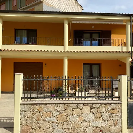 纳拉考利住宿加早餐旅馆 Magazzini (Sardinia)