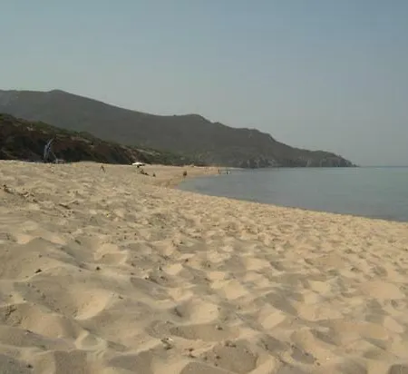 住宿加早餐酒店 Naracauli