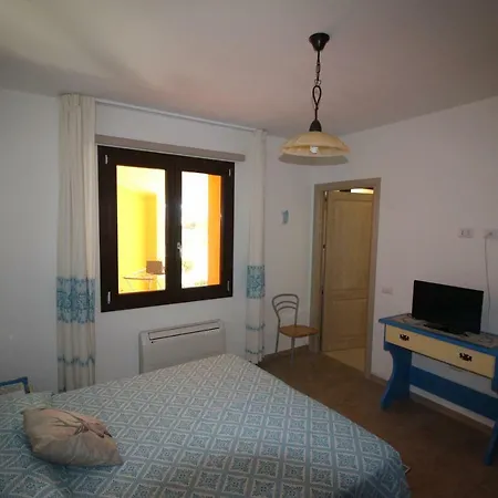 纳拉考利住宿加早餐旅馆 Magazzini (Sardinia)