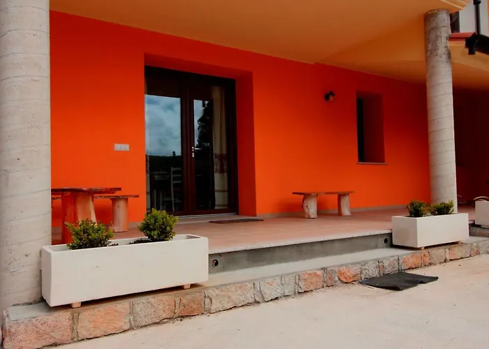 Naracauli Bed & Breakfast Magazzini (Sardinia)