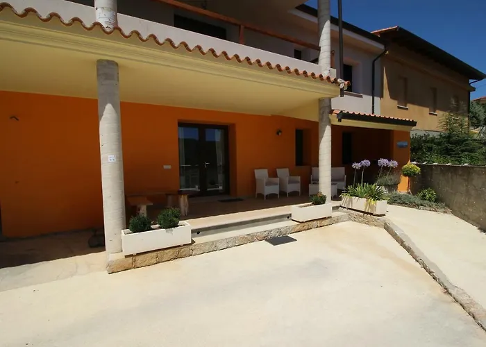 Bed & Breakfast Naracauli